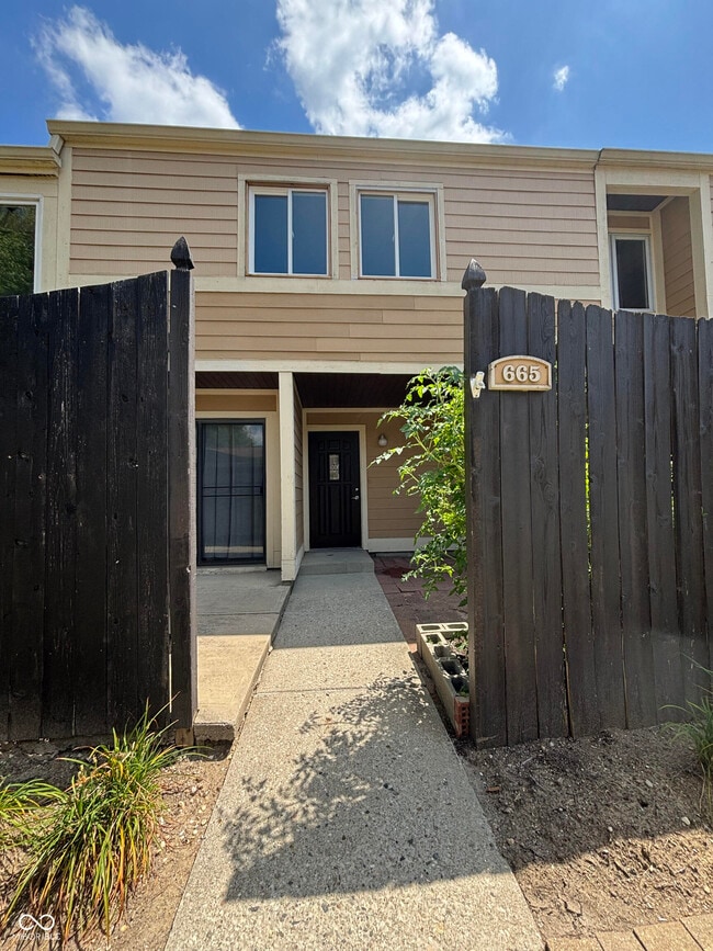 property at 665 Ironwood Dr