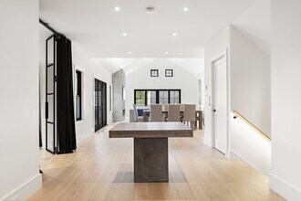 3 Old Mill Ct in Nantucket, MA - Building Photo - Building Photo