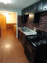 462 Fieldcrest Dr in Pittsburg, KS - Building Photo - Building Photo