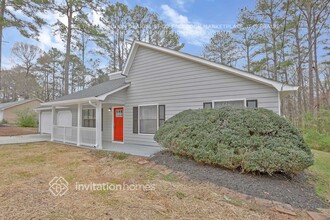 4475 Lindsey Dr SW in Powder Springs, GA - Building Photo - Building Photo