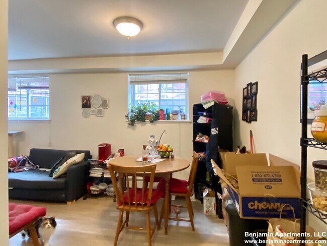 6 Griggs Pl, Unit 1 in Boston, MA - Building Photo - Building Photo