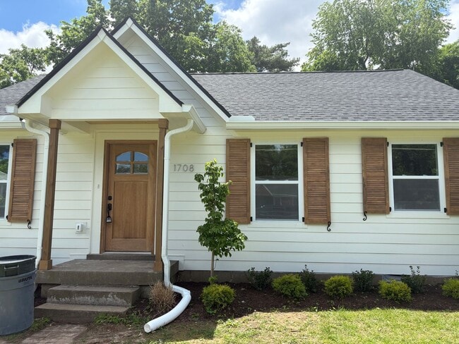 property at 1708 Marsden Ave