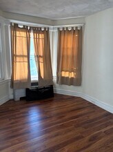 45 Finlay Pl, Unit 1 in Newark, NJ - Foto de edificio - Building Photo