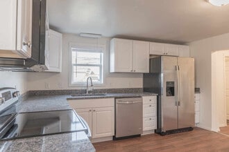 623 N 4th Ave in Sterling, CO - Building Photo - Building Photo