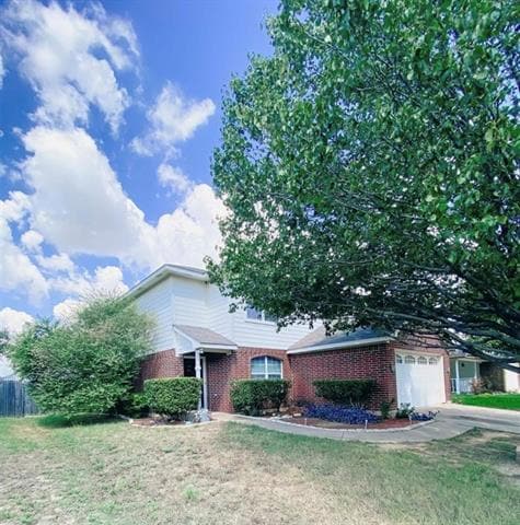 129 Centennial Pl in Crowley, TX - Building Photo - Building Photo