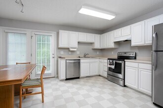 2104 W Knox St, Unit Unit A in Durham, NC - Building Photo - Building Photo