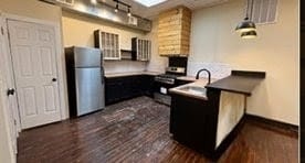 109 East St in Kinston, NC - Foto de edificio - Building Photo