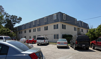 2134 Metairie Ave Apartments