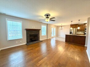 1137 Gentry Dr in Clarksville, TN - Building Photo - Building Photo