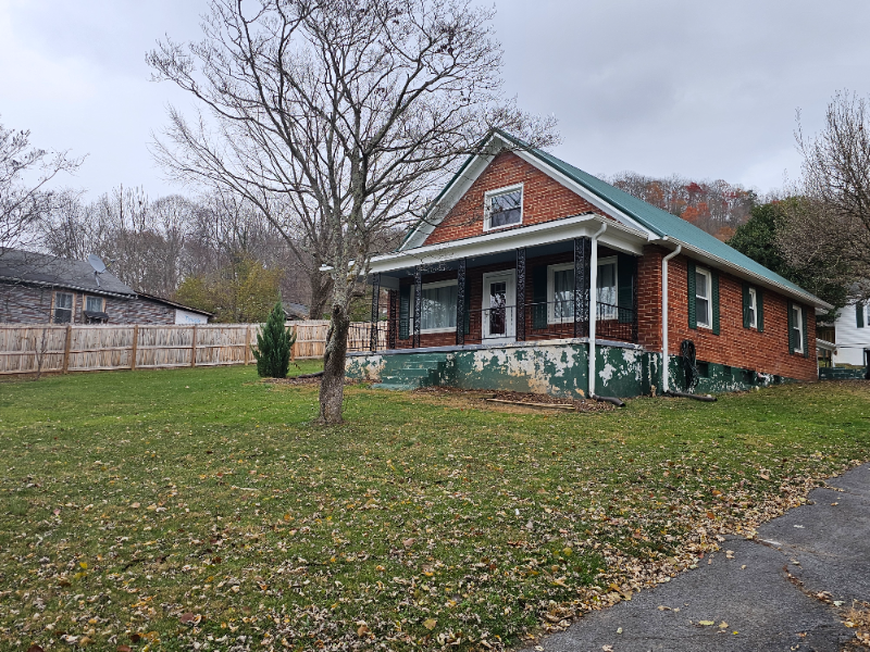 2808 Broad St in Bristol, TN - Building Photo