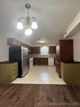 268 E 137th St in Glenpool, OK - Building Photo - Building Photo