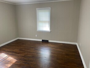 2106 Charleston Rd in Memphis, TN - Building Photo - Building Photo