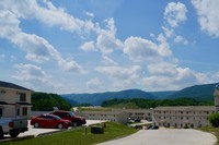 Stoney Creek in Mifflintown, PA - Foto de edificio - Building Photo