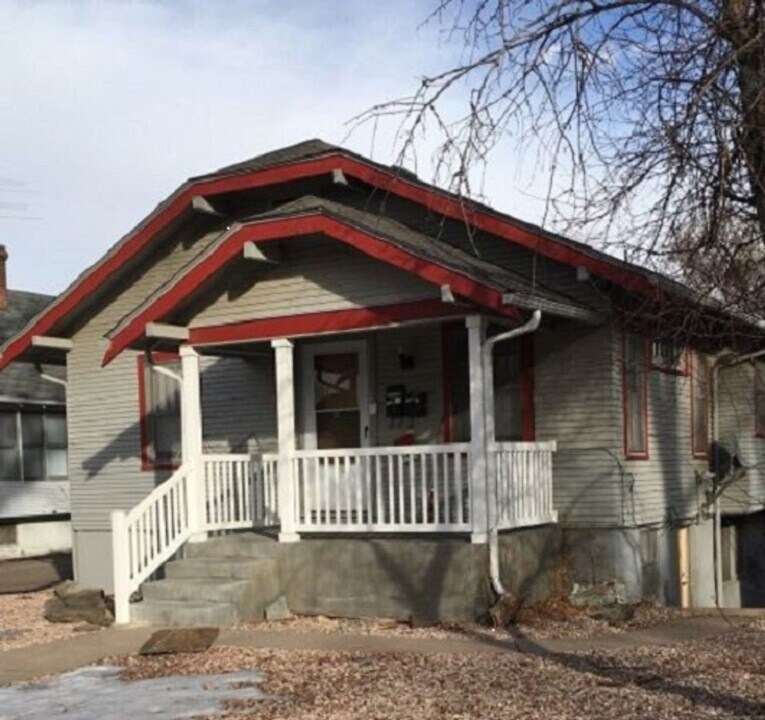 1938 8th Ave in Greeley, CO - Building Photo