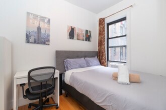 322 E 93rd St, Unit SI ID1032047P in New York, NY - Foto de edificio - Building Photo