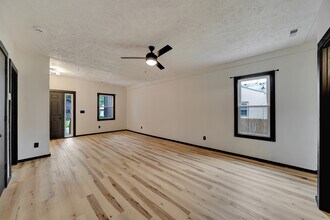 2225 D St, Unit 1 in Lincoln, NE - Building Photo - Building Photo