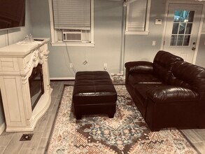 25 Bentley Ave, Unit Furnished 1 BDRM APT in Jersey City, NJ - Building Photo - Building Photo