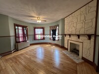 22 Grand View Ave, Unit 2R in Somerville, MA - Building Photo - Building Photo