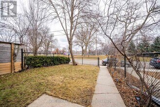 148 Bartlett Ave in Toronto, ON - Building Photo - Building Photo