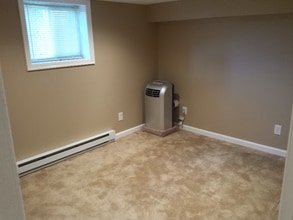 6 Hartman Ave in Essex, MD - Building Photo - Building Photo
