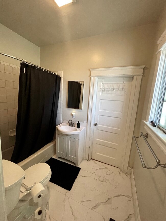 property at 1193 W 35th St