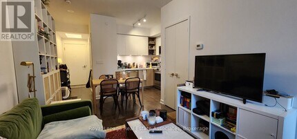 30 Ordnance St in Toronto, ON - Building Photo - Building Photo