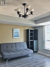 750 Bay St. in Toronto, ON - Building Photo - Building Photo