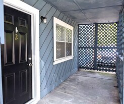 704 E 22nd St in Houston, TX - Building Photo