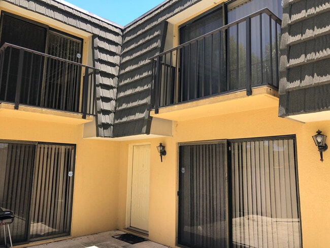 property at 1919 19th Way
