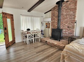 410 Helena St in Los Alamos, CA - Building Photo