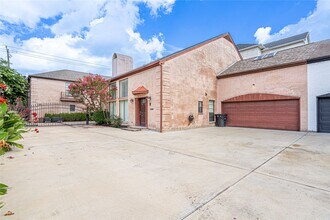 2306 Potomac Dr in Houston, TX - Building Photo - Building Photo