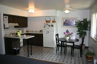 Grayslake Apartments in Grayslake, IL - Building Photo - Interior Photo