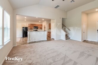 6459 Blimp Base Blvd in Hitchcock, TX - Building Photo - Building Photo