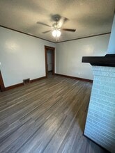 1724 S Center St, Unit A in Terre Haute, IN - Building Photo - Building Photo