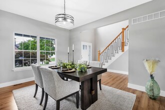 420 Morning Meadow Dr in Lake St. Louis, MO - Foto de edificio - Building Photo