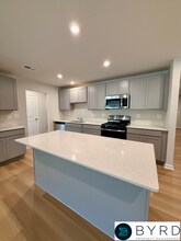 421 Rivanna Hl Rd in Glen Allen, VA - Building Photo - Building Photo