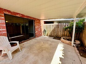 2250 S Palmetto Ave, Unit EE-EE69 in South Daytona, FL - Building Photo