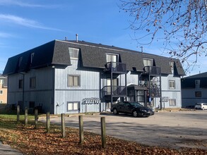 Eagle Ridge Apartments in Bettendorf, IA - Building Photo - Building Photo