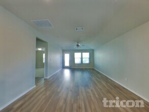 3525 Stride Ln in Georgetown, TX - Building Photo - Building Photo