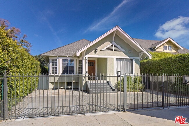 property at 2041 W 31st St