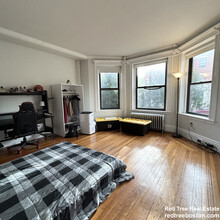 175 Harvard St, Unit 2 in Brookline, MA - Building Photo - Building Photo