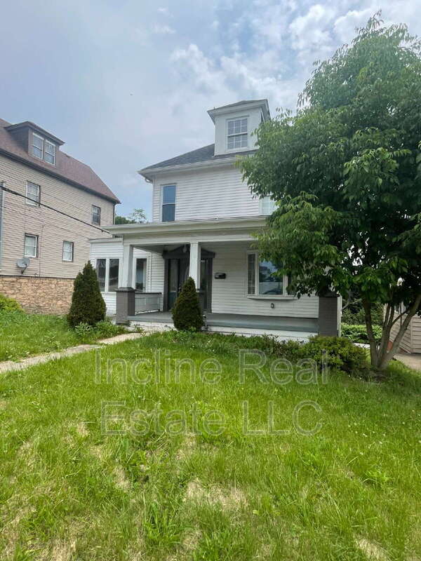 property at 20 1st St