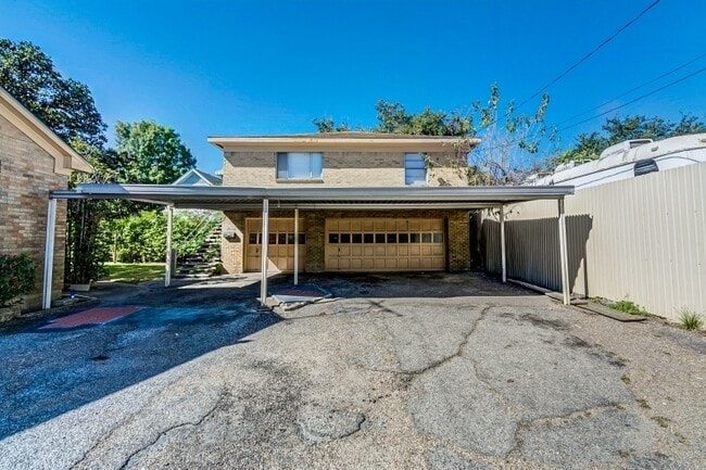 property at 1000 Holland Ave