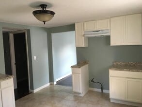 447 Greenwood Ave in Lexington, KY - Building Photo - Building Photo