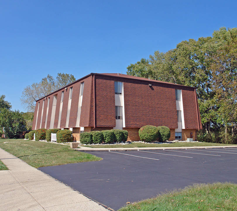 Twin Bluffs in Dayton, OH - Building Photo