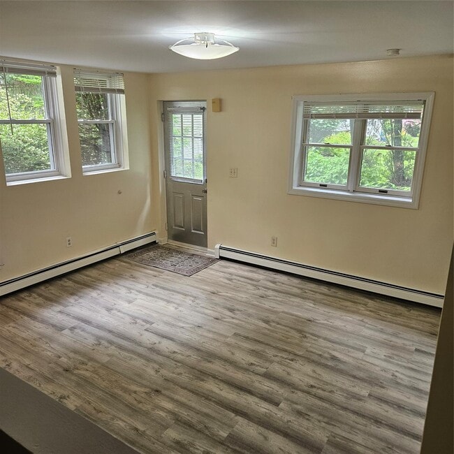 50 McGregor Ln in Peekskill, NY - Building Photo - Building Photo