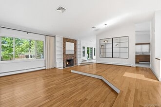 12 Wyeth Ct in Pleasantville, NY - Building Photo - Building Photo