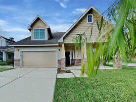 1101 Shadow Glenn Dr in Conroe, TX - Building Photo