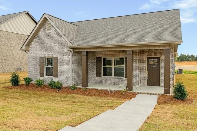 106 Sartain St in New Market, AL - Building Photo - Building Photo