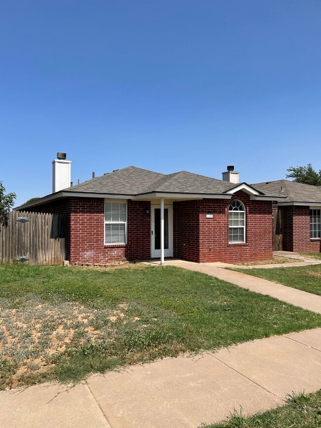 1109 Liberty Ave in Lubbock, TX - Building Photo - Building Photo